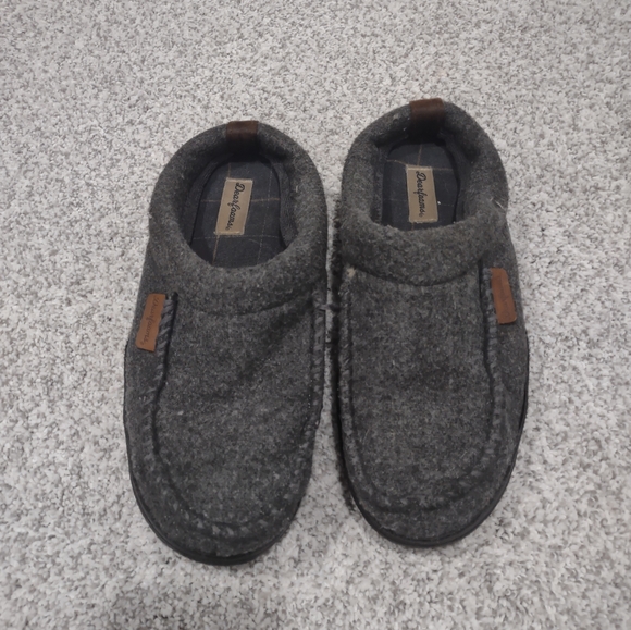 Men's Slippers, Size Small - Picture 7 of 8